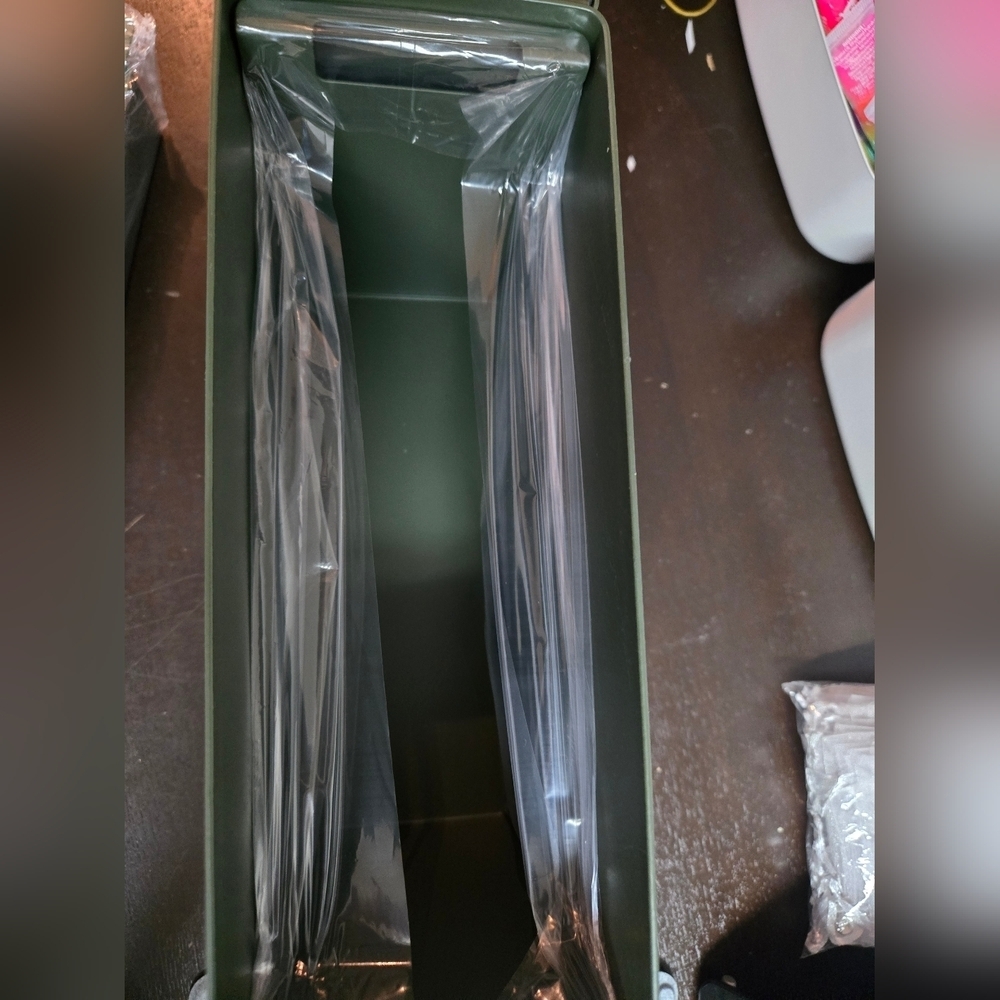 Ultra Pro W.A.R. Green Ammo Box - Picture 7 of 8